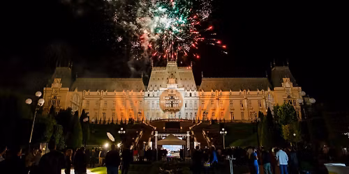 MAGIA PIETELOR DE CRACIUN: COCHETUL TARG AL IASULUI (2zile)