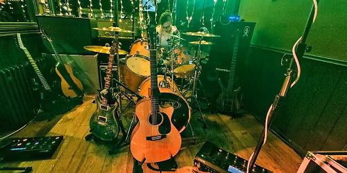 Freefall Live at Harry Cook, Cheltenham