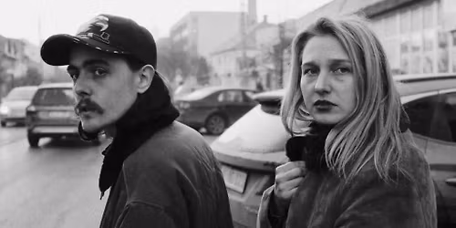 Ujj M\u00e9sz\u00e1ros K\u00e1roly Filmklub \u2013 Minden csillag \u2013 Vend\u00e9g: Olasz Ren\u00e1t\u00f3 \/\/ Gyenesdi\u00e1s