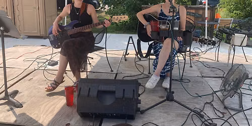 Pretty Twisted (featuring Maddy Braun) LIVE at MT's on 8th.!