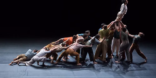 Atelier portés acrobatiques et voix - COLLECTIF XY