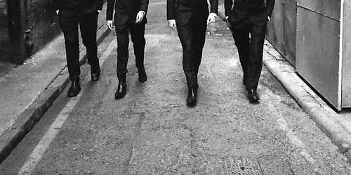 BEATLES COMPLETE - A TRIBUTE TO THE FAB 4