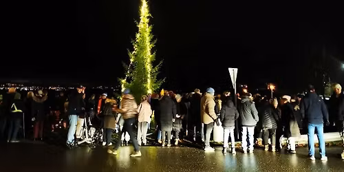 Julegrantenning p\u00e5 Tingnes