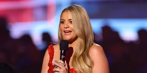 Lauren Alaina