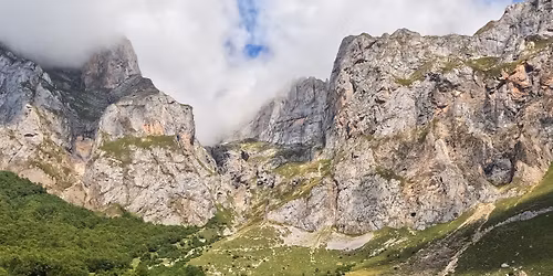 Parque Nacional dos Picos da Europa: o Para\u00edso da Cordilheira Cant\u00e1brica