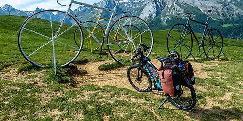 Pr\u00e9paration technique pour un voyage \u00e0 v\u00e9lo