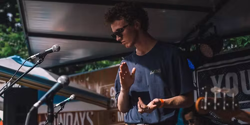 Sunday's at Reubs w\/ DARCEY GERVAISE