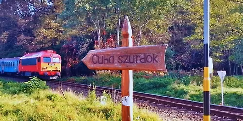 "Cuha Expressz": Magyarorsz\u00e1g legszebb vas\u00fatvonala gyalogt\u00far\u00e1val | outdoor