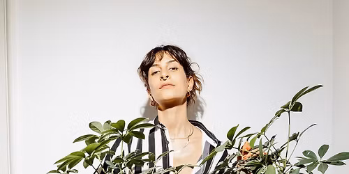 Nuria Noba \/ Support: Sofiko  \u25d8 Merlin \u2013 Stuttgart