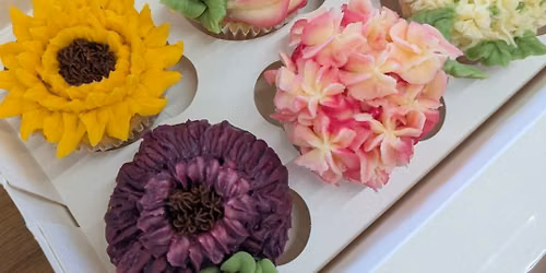 Family Cupcake Decorating Workshop: Petals, Paws & Piping Bags