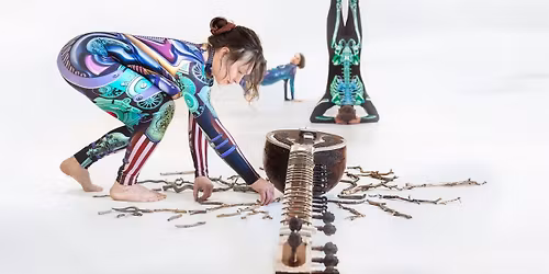 El\u00e4v\u00e4ksi liikutettu runo \u2013 monitaiteinen esitys \/ Animated Poem \u2013 a multidisciplinary performance