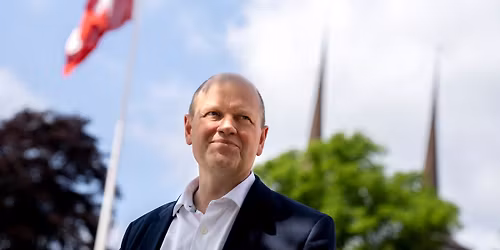 FOREDRAG: At h\u00f8re til: Her har jeg rod, her fra min verden g\u00e5r