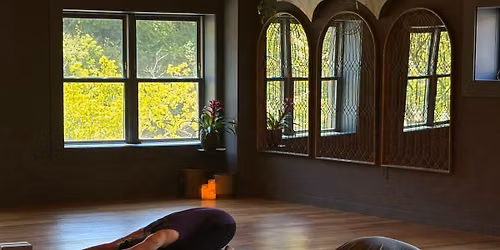 Flow & Yin Yoga + Meditation 