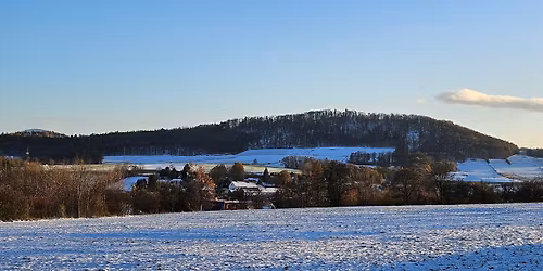 Op\u00e9k\u00e1n\u00ed a stezka odvahy