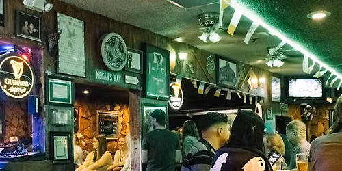 Monday Trivia Night at Ireland's 32 - Valley Glen