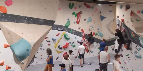 Leek Advent Calendar - Climbing Community Film