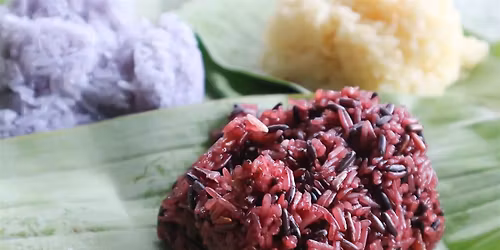 Dayton's Bluff Location: Hmong Cuisine