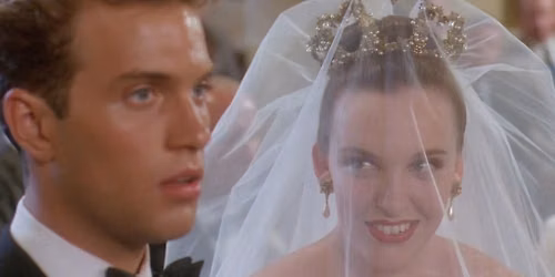Muriel\u00b4s Wedding - F\u00f6studagspart\u00eds\u00fdning!