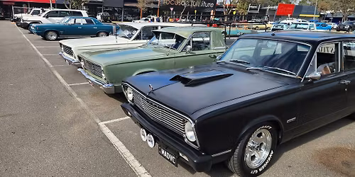 Cars and Coffee Bendigo December Gathering