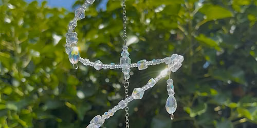 Summer Craft: DIY Suncatcher & Drinks