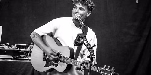 Mischa van den Brand - Singer-songwriter