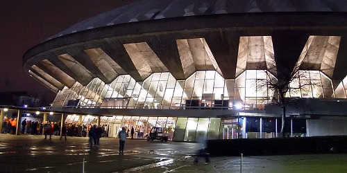 UConn Huskies vs Illinois Fighting Illini Mens Basketball