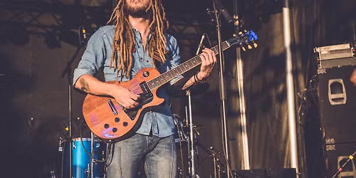 Live Music \u266a Kaleb Brown