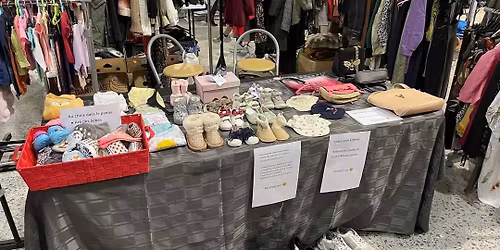 MegaVideDressingwalter - Quai de l'Entrep\u00f4t - VETEMENTS ET JOUETS