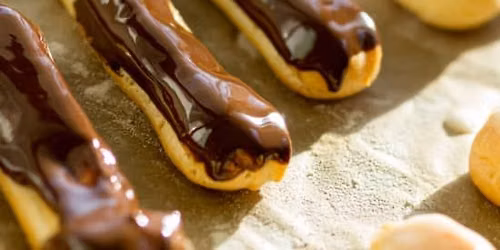 Introduction to French Pastry: Cream Puffs & Eclairs: New York City