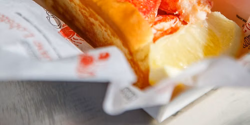 Cousins Maine Lobster:   Mead Hall - St. Charles, MO\u2764\ufe0f\ud83d\udd25\ud83d\ude0d