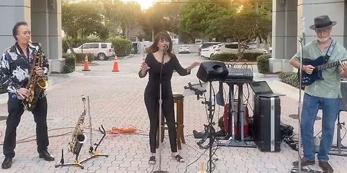 The Walk on Wednesday presents Beverly Lewis & The MiXX