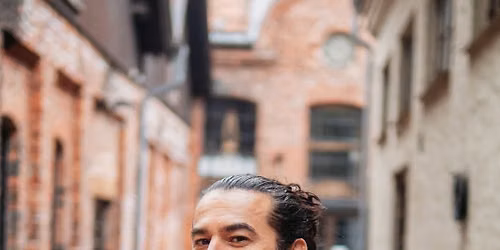Chris Medina \/\/ Cafe Magenta