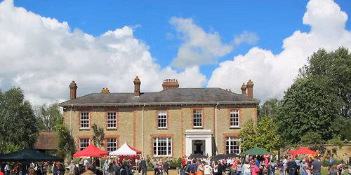 Towersey Manor Fete