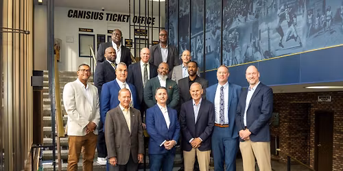 Parking Canisius Golden Griffins at Fairfield Stags Mens Basketball