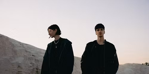 TWO LANES in Bitterzoet