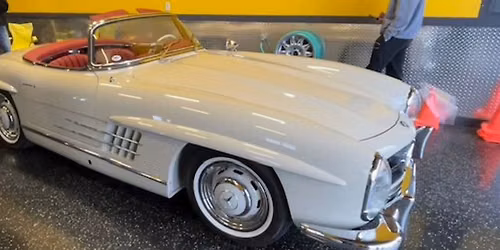 MNMB - Car & Caves at Chanhassen AutoPlex