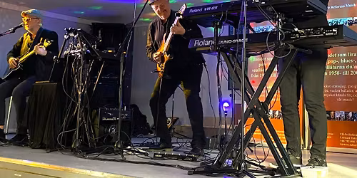 H\u00e4rligt\ud83d\ude00Nu blir det snart Music caf\u00e9 Nostalgi\/AW p\u00e5 KH Vingen\ud83d\udc4d, nu \u00e4ven med n\u00e5gra goa juls\u00e5nger!