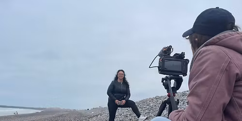 Projection POS\u00c9ES\/caf\u00e9 Philo