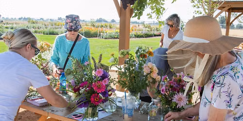 Floral Arranging Classes at Franz Witte! \ud83d\udc90