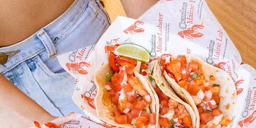 Cousins Maine Lobster in El Dorado Hills, Sterling Ranch Apartments