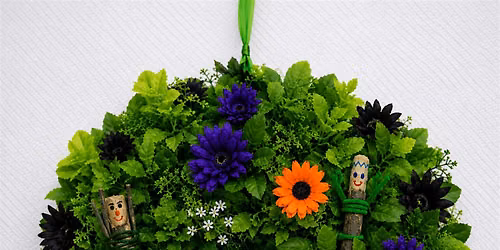 Childrens | Halloween Wreath Making