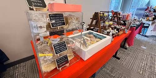Mahaney Orchards Pop Up Farm Stand Market