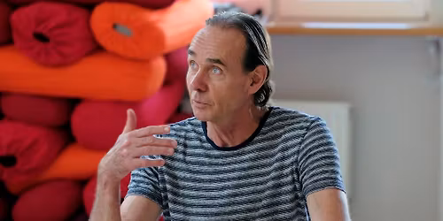 Warsztat z Clausem Grzesch \u2013 \u201cPi\u0119\u0107 Pran (Vaju) w praktyce asan i pranayamy\u201d