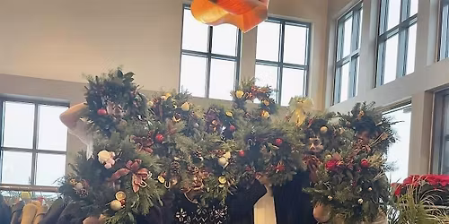 Holiday Christmas Wreath Workshop