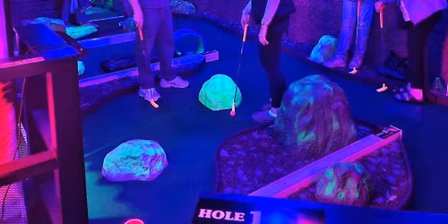 Indoor Mini Golf & Arcade Trip!