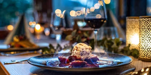 Wildes Buffet mit Fackelwanderung