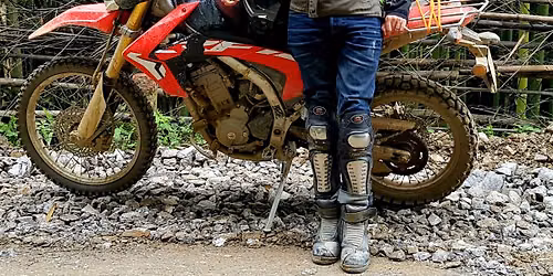 P\u00e5 motorcykel gennem Sydamerika, Afrika og Asien v. Villads Mortensen