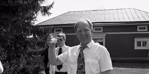 Muistamon keskusteluilta II: Suunmukaista