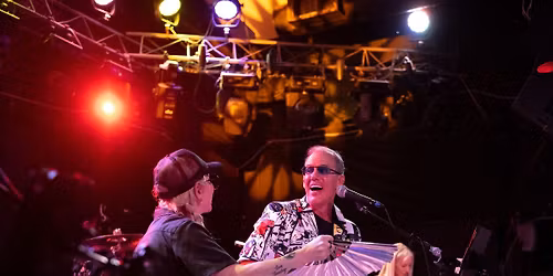 New Year's Eve With Groove Kitty