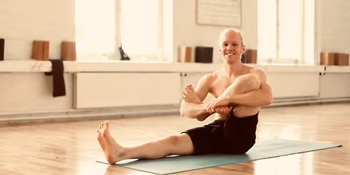 Ashtanga Foundations - 4-WEEK BEGINNER SERIES